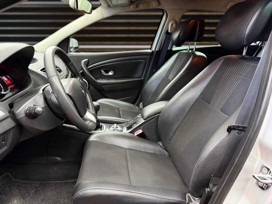 Renault Mégane Sport Tourer - Pele/GPS c/Garantia -