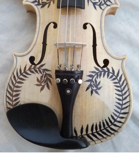 Violino personalizado novo