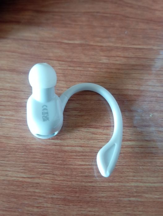 Блюуз навушник .