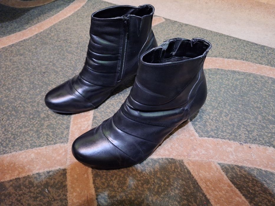Buty damskie botki