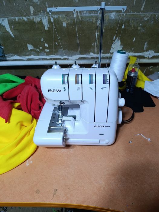 Швейная машина rold s 300+ Оверлок Isew g1500 pro+ Стол!