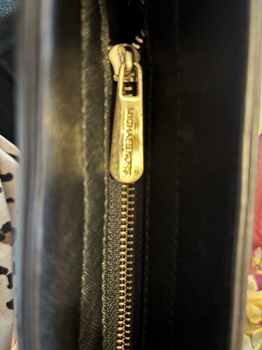 Сумка  брендова  Michael Kors