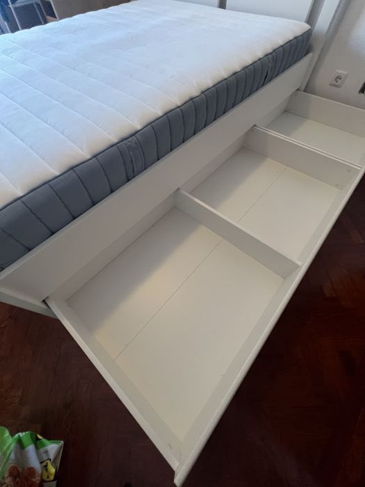 Cama c/gavetas, estrado, barra central e colchao