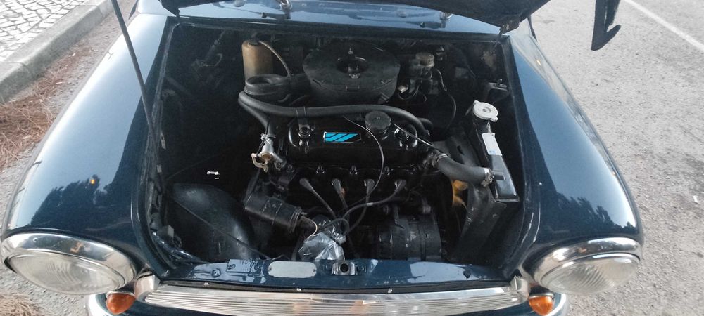 Mini 1000 - clássico de 1975 Arganil • OLX.pt