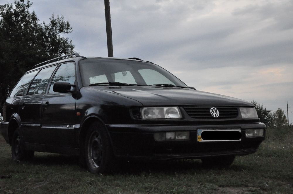 Автомобіль Volkswagen Passat b4
