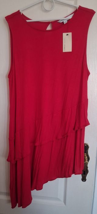 Czerwona sukienka tunika Capsule 18/46 (44/46)
