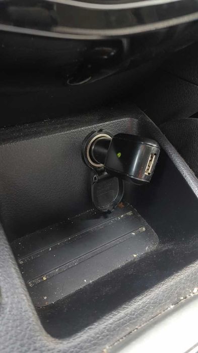 Carregador Isqueiro Auto USB