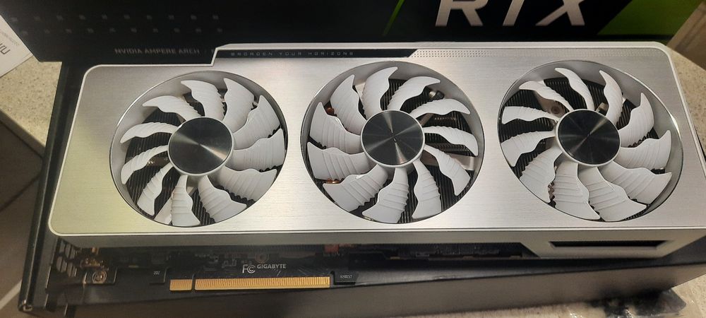 видеокарта rtx3080 vision