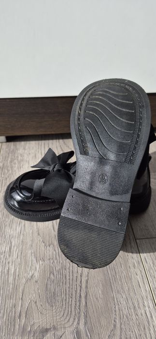 Vendo sapatos menina