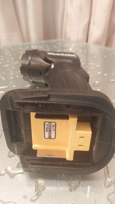 Ліхтар  Makita DML815