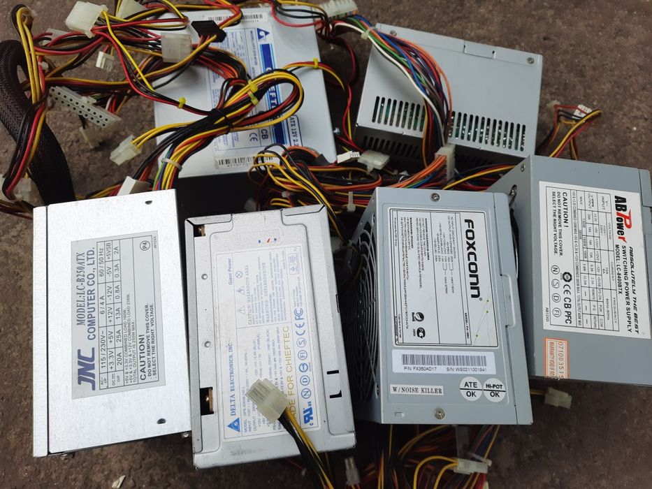 Блок питания на компютер 300-400Вт робочий(n-шт)