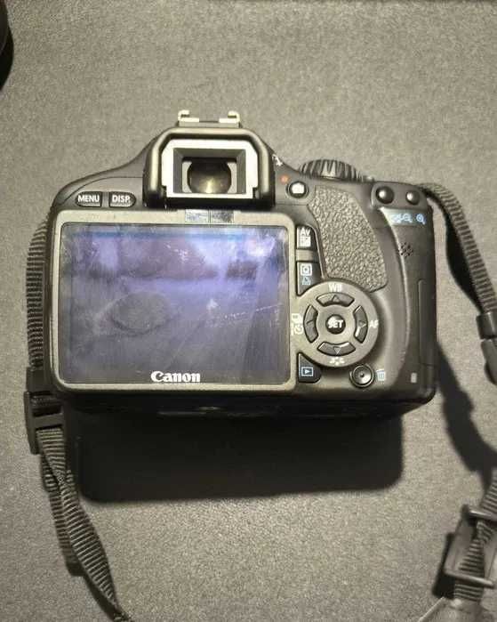 Câmara Canon 5500D