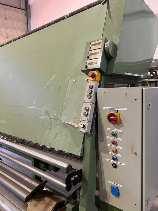 REVISADEIRA DE MALHA E TECIDO