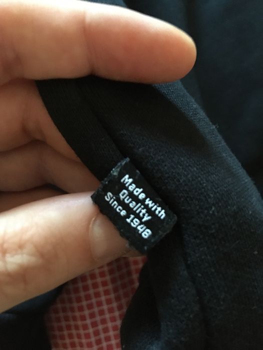 Толстовка Puma чорна із принтом на спині