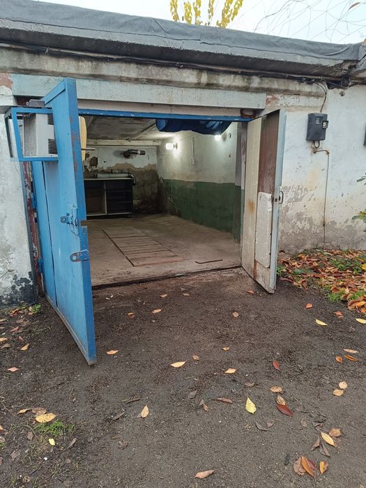 Продам гараж на стоянке ,,Полет,,!