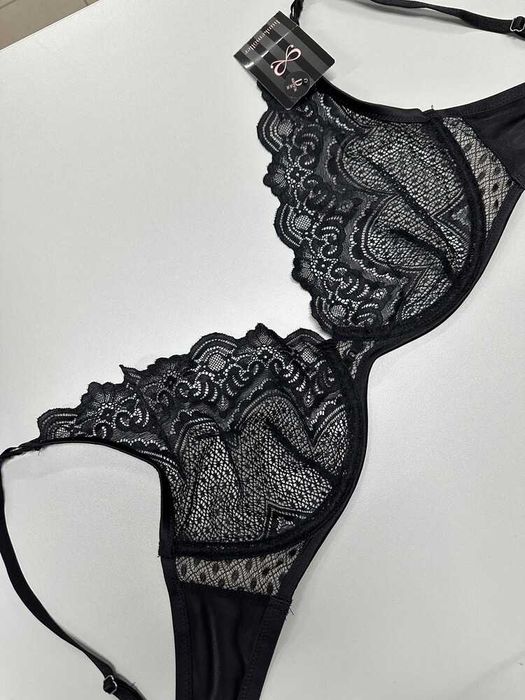 Бюстгальтер мереживний Hunkemoller 80D