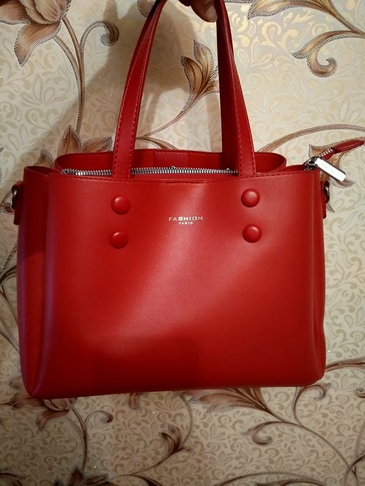 Сумка новааяя с отделами