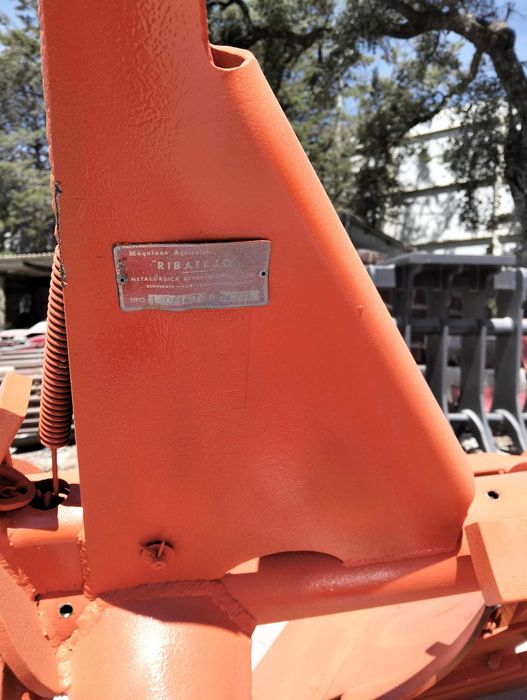 Charrua Ribatejo 14 reparada, apta para trabalhar