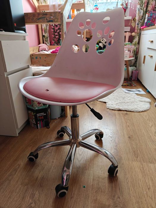 Krzesło do biurka dla dziewczynki