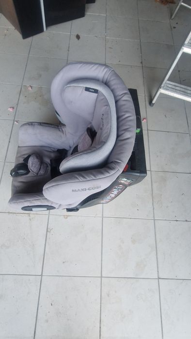 Cadeira de bebé como nova