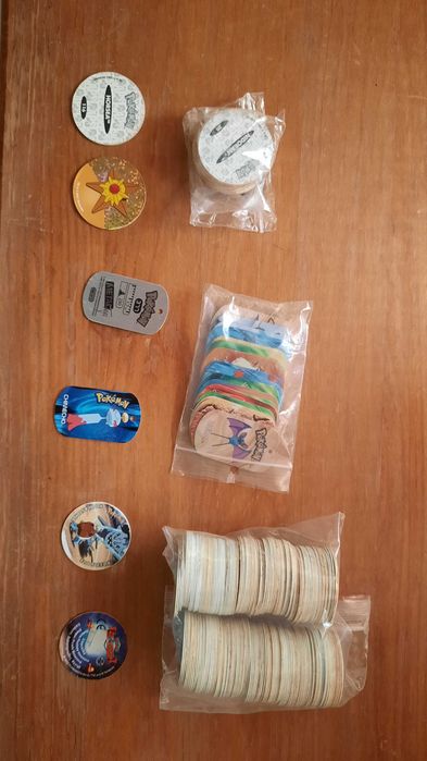 Várias coleção de Tazos