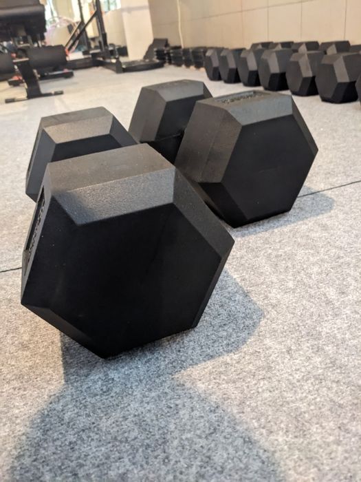 Hantle heksagonalne 2x22,5 kg nowe