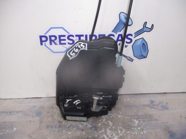 Fechadura / fecho porta trás direito TOYOTA Urban Cruiser (_P1_)