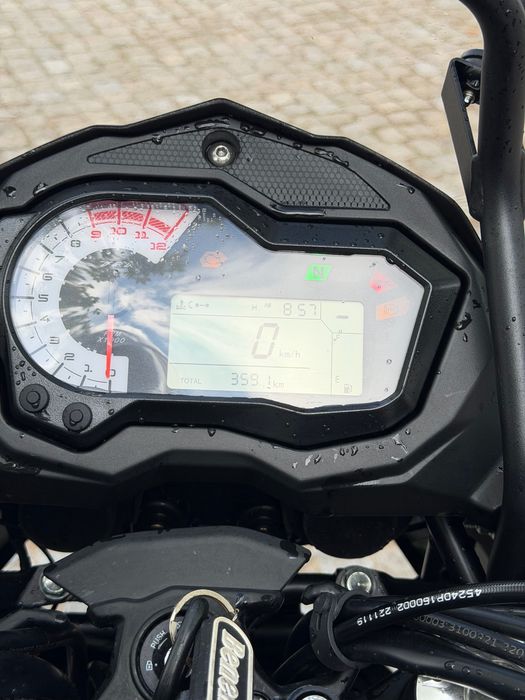 Benelli TRk 502x