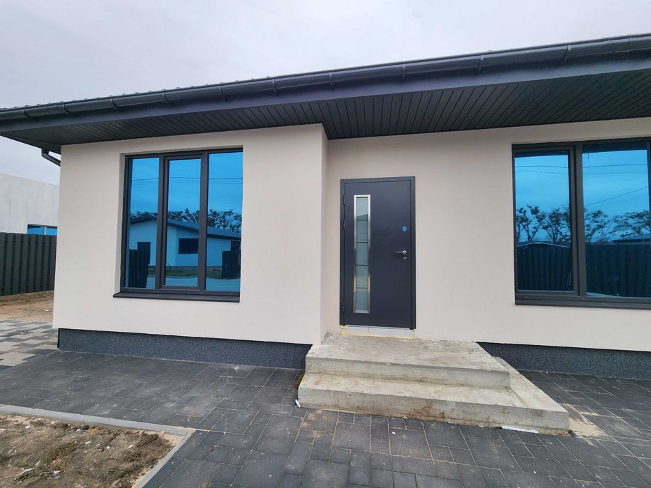 Забудовник. Продам новий будинок, будинок_дуплекс. Телефонуйте.