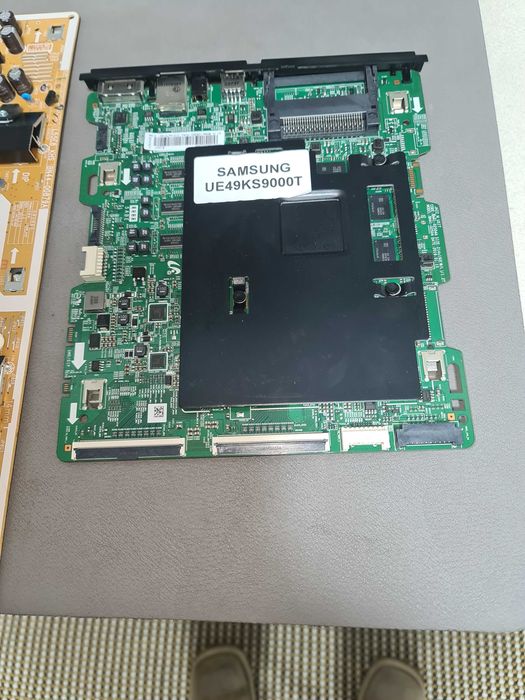 Fonte alimentación samsung +placa Main boad iara modelo 900T