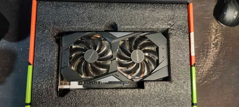 Відеокарта Gigabyte GeForce GTX 1660 SUPER OC 6144MB (FurMark)