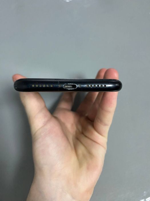 IPhone XR 64 гб Стан на фото