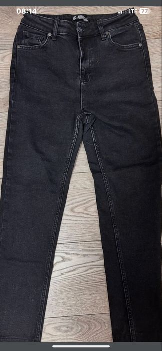 Джинси на високій посадуі