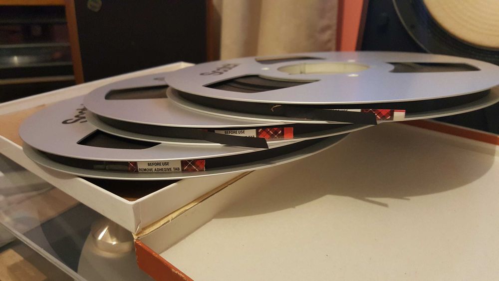 muzyka na taśmach Michael Jackson,  BB King, Adel, Clapton, Adams