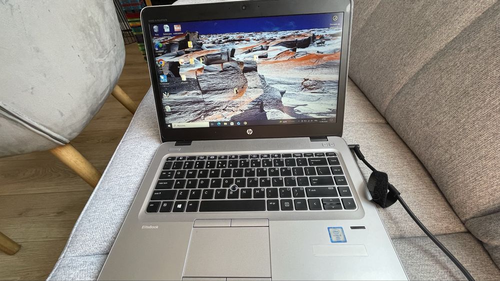 Laptop HP Elitebook 840 G3 24GB ssd 340GB