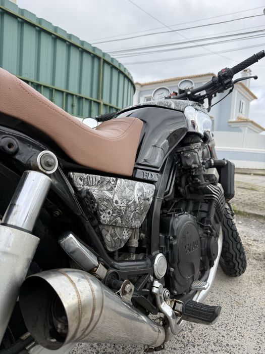 Yamaha FZX 750 cc