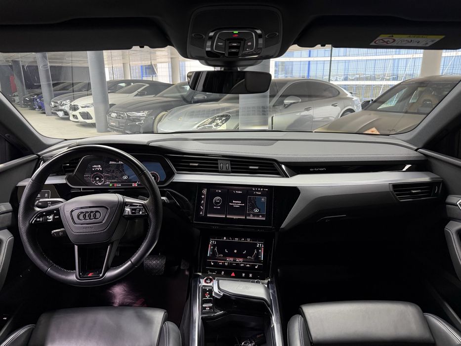 Audi E-tron S Quattro