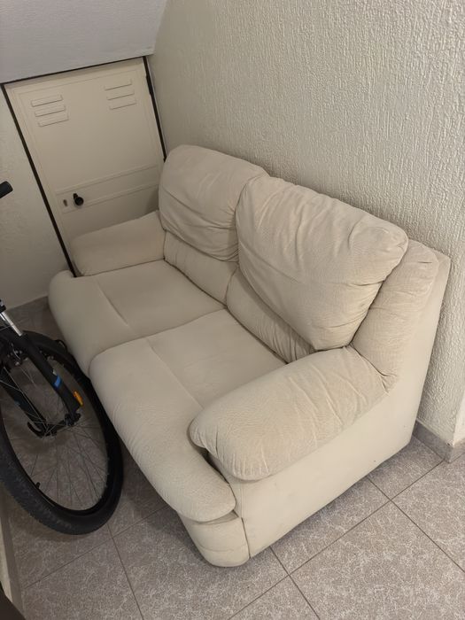 Sofa cama em bom estado