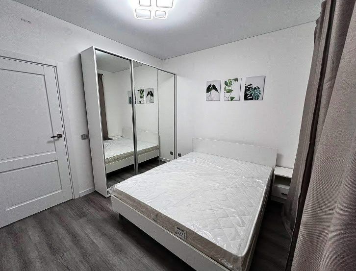 Продаж квартири ЖК Лебединий, вулиця Ревуцького 40Б