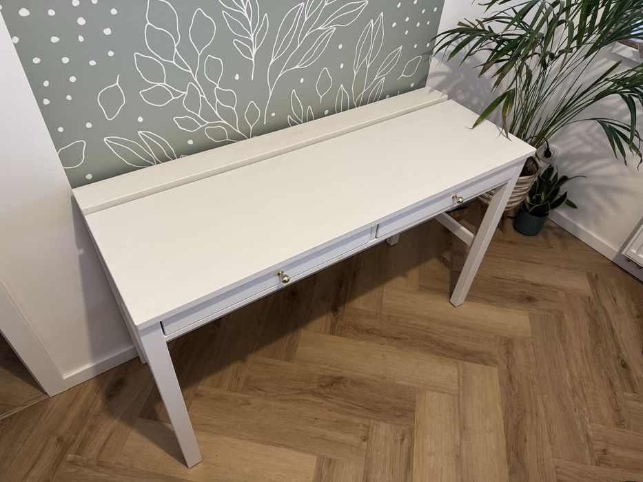 Biurko drewniane białe toaletka Ikea Hemnes