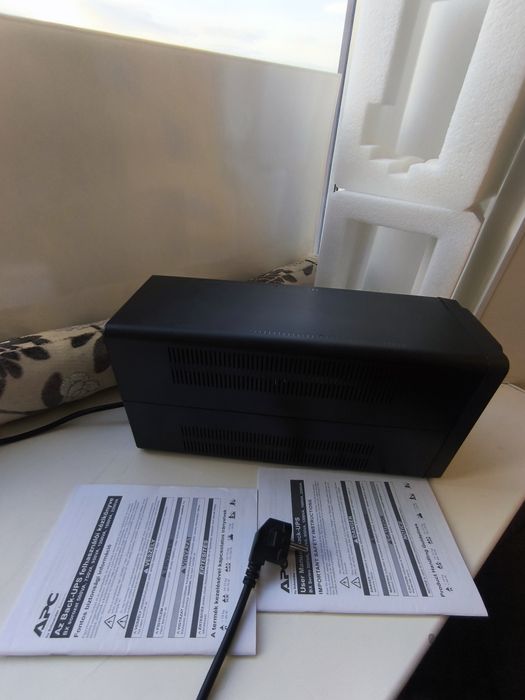 Джерело безперебійного живлення APC Easy UPS 1600VA, IEC (BVX1200LI)
