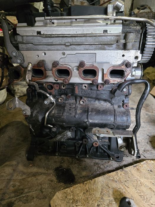 Audi A6C7 2.0 TDI 150 Головка блоку циліндрів (ГБЦ) Skoda, Volkswagen, Seat
