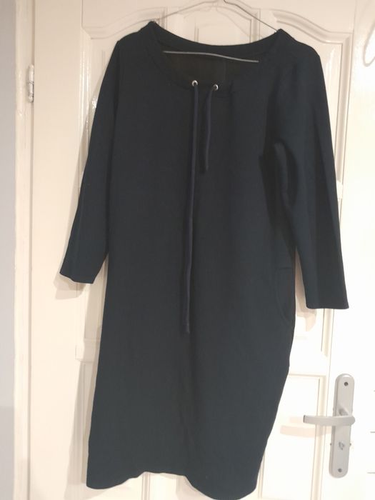 Granatowa sukienka 42/44 rozm