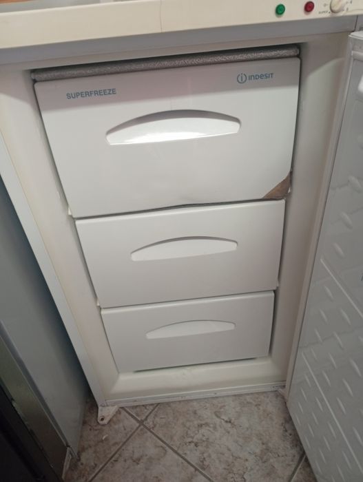 Arca congeladora Indesit