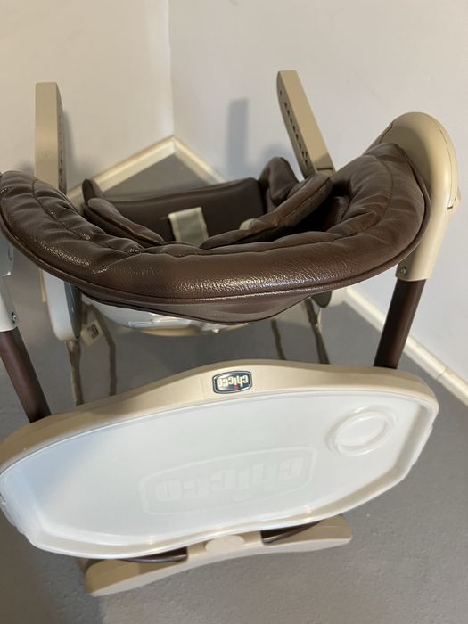 Дитячий стілець для годування Chicco