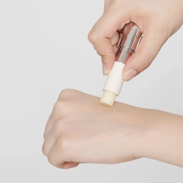 Заспокійливий бальзам для губ Rejuran Healer Calming Lip Balm 3,7г