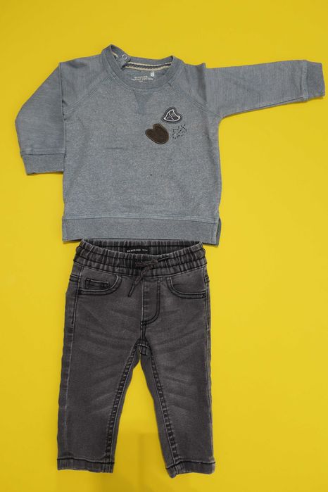 Komplet niemowlęcy, sweterek+jeansy, Reserved