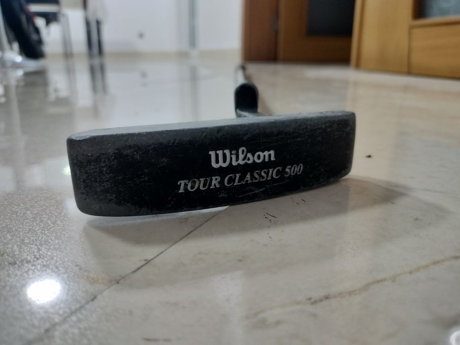 Taco de golf Wilson Tour Clássico 500