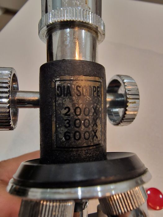 Microscópio Dia Scope Japão antigo