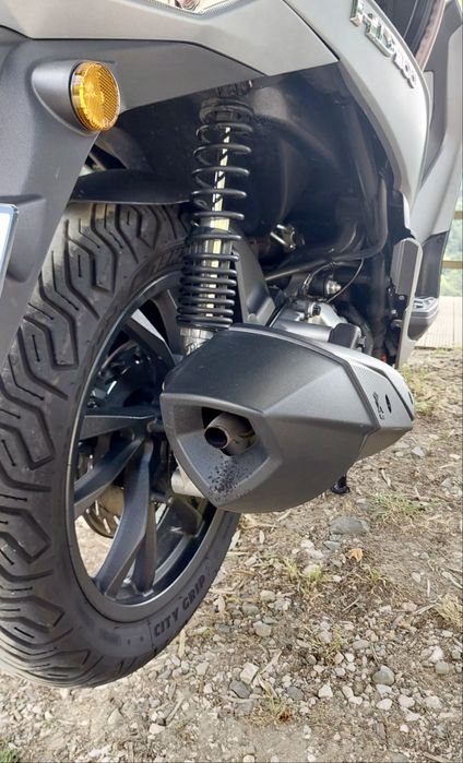 Sym HD300 (como nova)